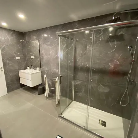 Da Silva Surf One Apartment *